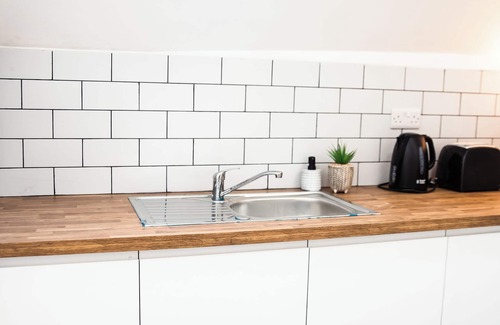 Hepworth Apartamento | Converted bank: centre of Town (split apartment)