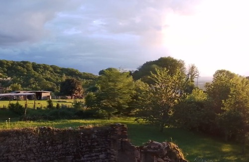 Lormes Casa | Converted barn, Morvan regional park. All comforts, nature, silence, top views
