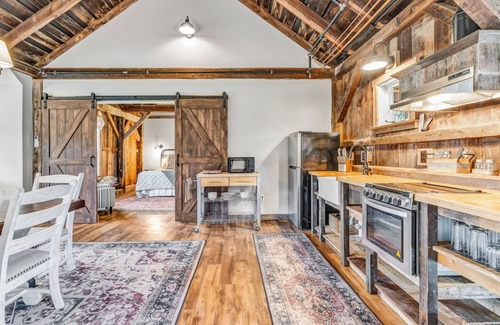 Quechee Casa | Converted Carriage Barn | The Carriage House Unit1