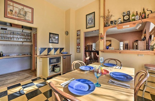 Del Norte Apartamento | Converted Concert Hall in Downtown Del Norte!