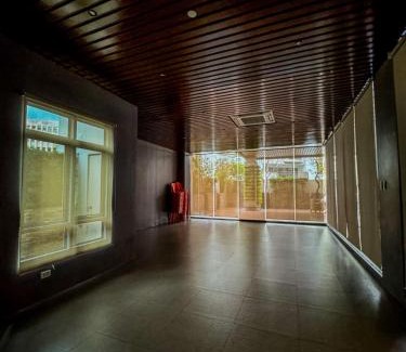 Salcedo Village Apartamento | Convertible Solo Budget Studio in Salcedo Village