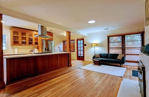 Sherman Oaks Cama Y Desayuno | Convinient Location in Los Angeles