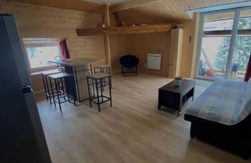 Rochejean Apartamento | Convivial Appartement 4 Pièces
