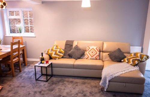 Great Houghton Apartamento | Conyngham Villa, Luxury Detached House, 6 Beds, 4BR,Large garden, Parking - Sleeps 8