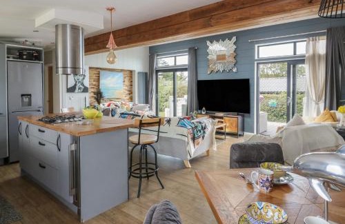 Llanllwchaiarn Casa | Coogee View