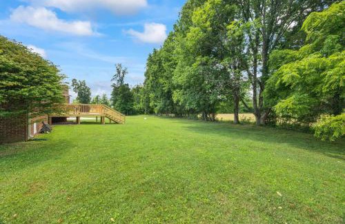 Cookeville Casa | Cookeville Family Retreat 3BR Home with Yard Close to TTU & Town
