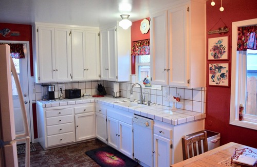 Shell Beach Casa | 'Cottage de Cookie' Familia Beach House