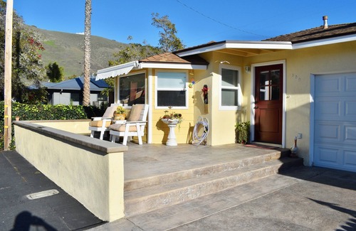 Shell Beach Casa | 'Cottage de Cookie' Familia Beach House