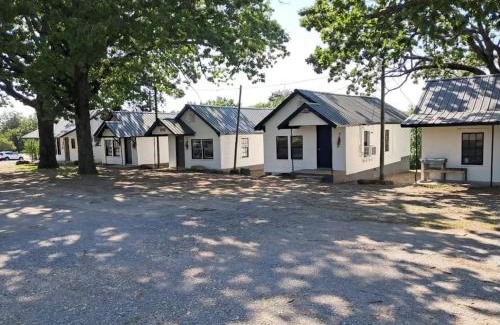 Cookson Casa | Cookson Resort - Tenkiller Cabin
