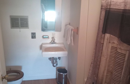 Glendo Casa | Cool 1-bedroom house in Glendo