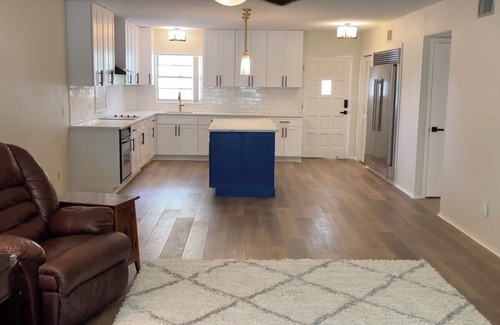 On Top of The World Condominio | Cool 2-bedroom 2 bath condo in Clearwater with WiFi