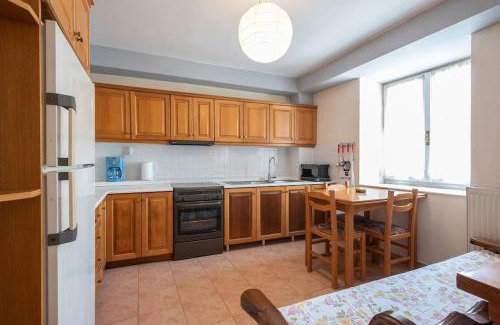 Myrina Apartamento | Cool and cozzy apartment 15 mins from the seaside