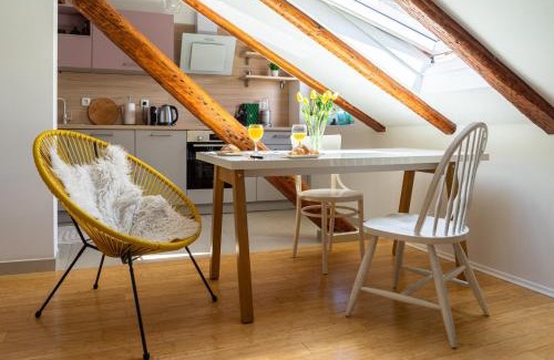 Split Apartamento | Cool attic apartment Marina