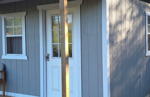 Carrolls Cabina | Cool cabin with AC in Kelso