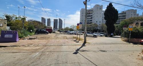 Ramat Gan Apartamento | Cool place - חדרים דלוקס - ליד בי"ח "שיבא"-"בלינסון"-"בר אילן"-"מכללת ר"ג" - חניית רכבים P חינם זמינה 24-7 - חשבונית מס