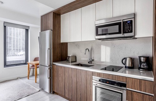 Seaport District Apartamento | Cool Seaport Studio w/ Fitness, close to Shopping & Dining, by Blueground
