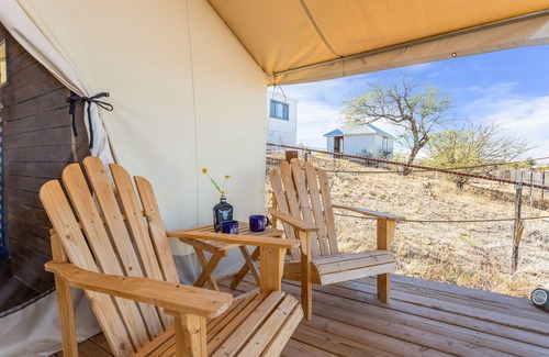 Tombstone Alquiler De RV | Warm Your Boots Glamping near Tombstone