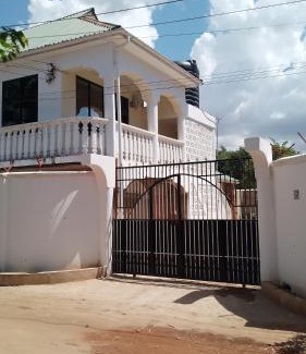 Mbezi Beach Apartamento | CoolHome2 at Mbezi Beach
