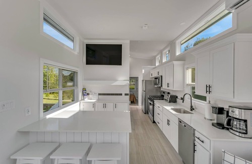 Cooperstown Casa | Coop Diamonds Sunrise Estates I - Sleeps 12, Private heated pool.