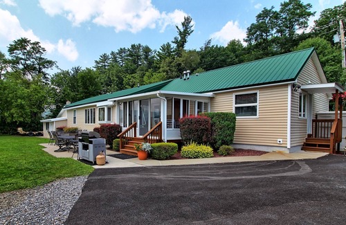 Milford Casa | Alquiler de béisbol en Cooperstown - Goose Bay - Waterfront y cerca de Dreams Park.