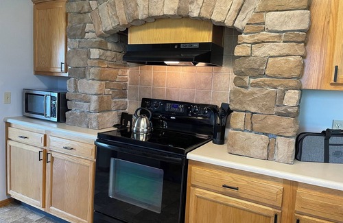 Milford Casa | Cooperstown Double Play Lodge 5-BRs House Near HOF