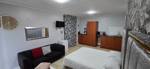 Potchefstroom Casa | Cooperville