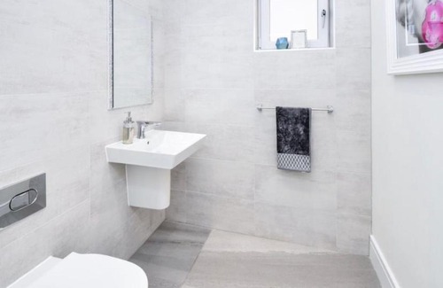 Bishopton Casa | Cop26 4 bedroom detached house