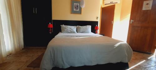 Ha-Lambani Cabina | Copacopa Lodge and Conference Centre