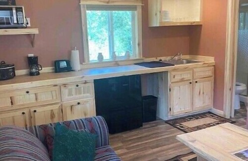 Babb Cabina | Copper 1 Tower Ridge Cabins