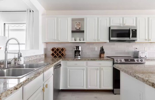 Queen Creek Casa | Copper Cactus House: Upscale Oasis with Pool & Spa