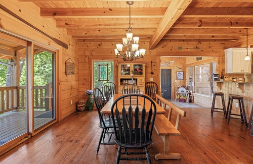 Cleveland Cabina | Copper Canyon - Luxury Lodge located on Private Lake
