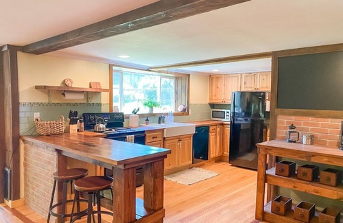 Hartland Four Corners Cabina | Copper Hill House - VT getaway near Ludlow & Okemo