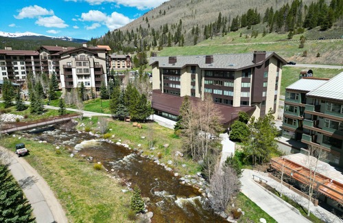 Copper Mountain Village Condominio | Copper Hotel Room, Short walk to Lifts, Beautiful View BE306