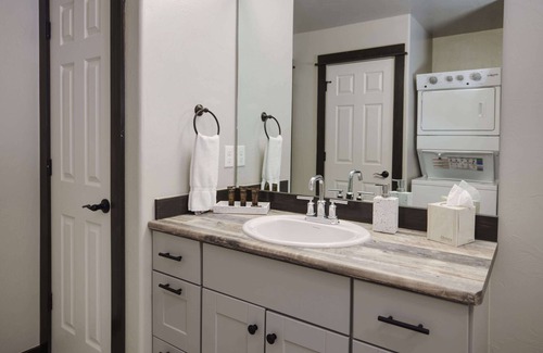 Butte Casa | Copper King Extended Stay Collection - 2 Bedroom Duplex