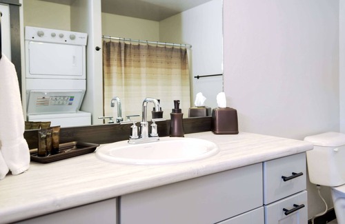 Butte Casa | Copper King Extended Stay Collection - 2 Bedroom Duplex