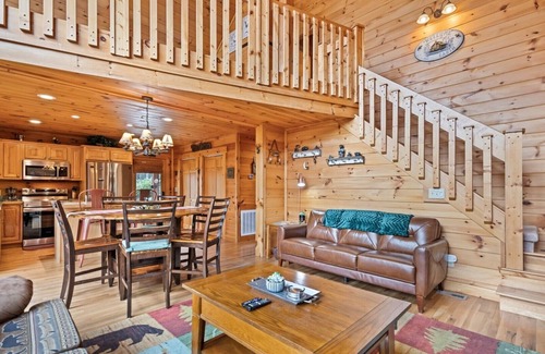 Cataloochee Ranch Cabina | Copper Top Cabin - 3 BR, 2 BA, HT, GR, Near Ski Area