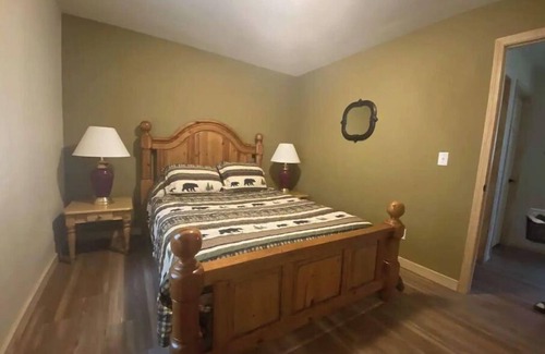 Ortonville Cabina | Copperhead Lodge