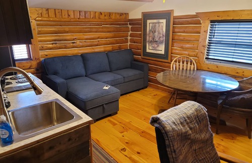 Saratoga Cabina | CopperLine Lodge