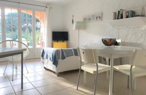 La Croix-Valmer Apartamento | COQUET MAS A GIGARO