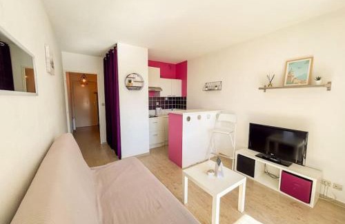 Sanary-sur-Mer Apartamento | Coquet studio dans résidence avec piscine Sanary