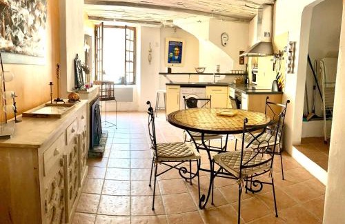 Quinson Apartamento | Coquette maison de village pour 4 pers