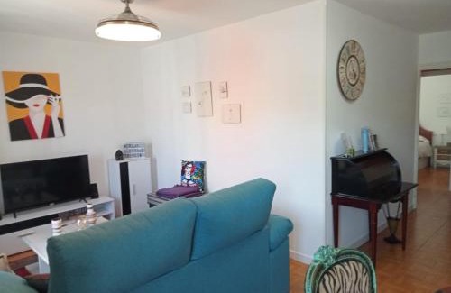 El Astillero Apartamento | Coquetty Housing In Santander Bay