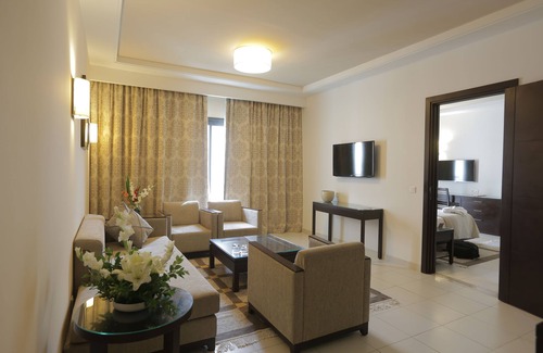 Les Berges Du Lac II Hotel | Corail Suites Hotel