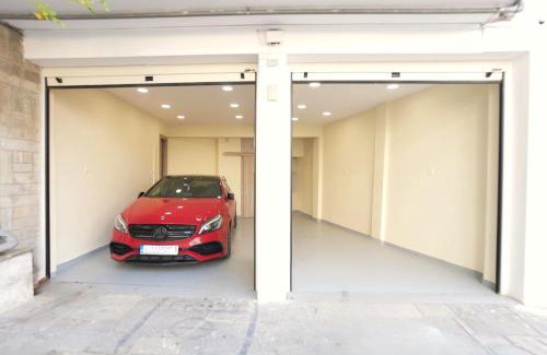 Ano Poli Apartamento | Coral Apartment with free private parking of stayinthess