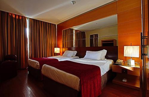 Jnah Complejo | Coral Beach Hotel And Resort Beirut