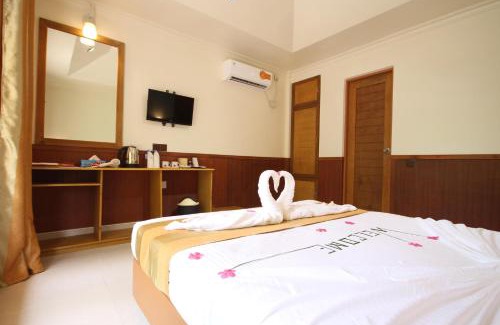Hangnaameedhoo Casa | Coral Beach Maldives