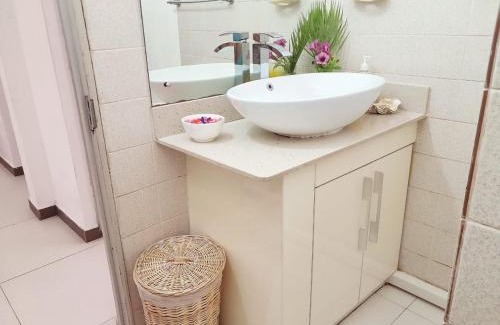Trou aux Biches Casa | Coral Cottage Homestay