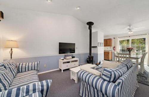 Manzanita Casa | Coral Cottage MCA#832