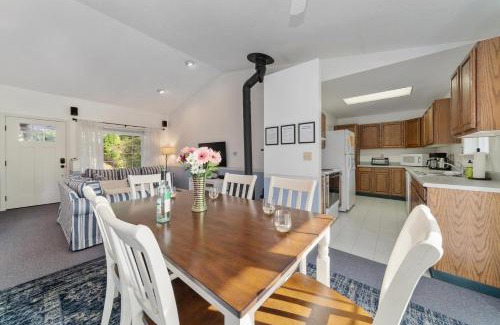 Manzanita Casa | Coral Cottage MCA#832