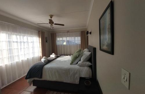 Hilton Casa | Coral Cottage